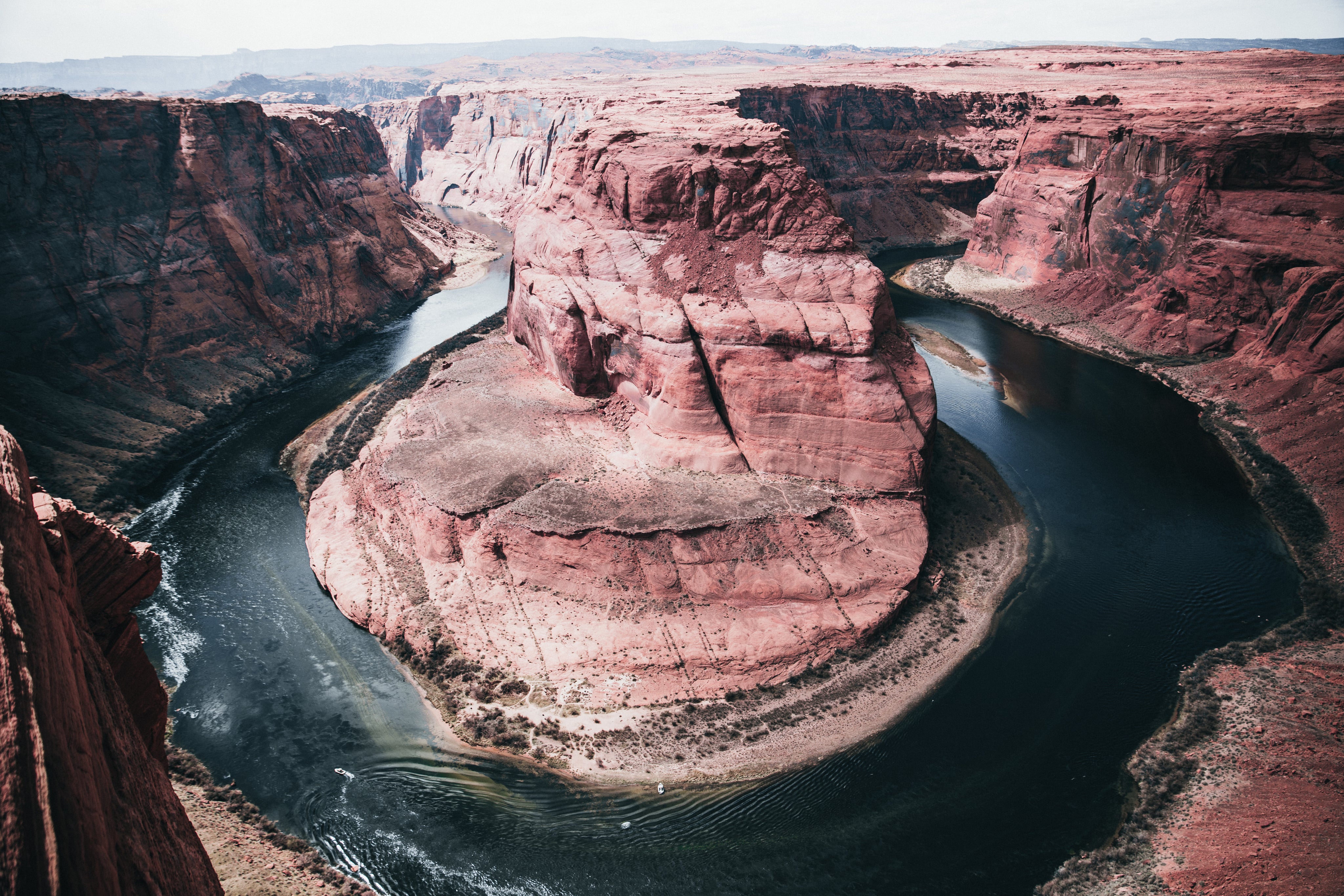 files/horseshoe-bend-colorado-river-USA.jpg